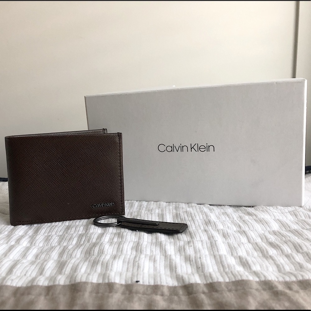 calvin klein slimfold wallrt and key fob